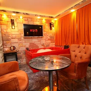Ren Otel